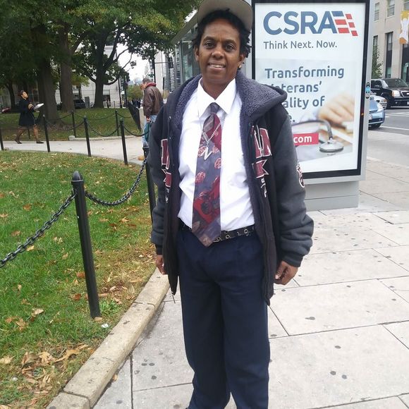 Meet your Posher, Vicky - Picture 1 of 1